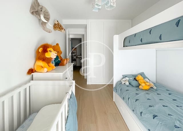 4 sypialnia Apartament na sprzedaż w La Moraleja, Alcobendas z basenem - 1 550 000 € (Ref: 9294566)