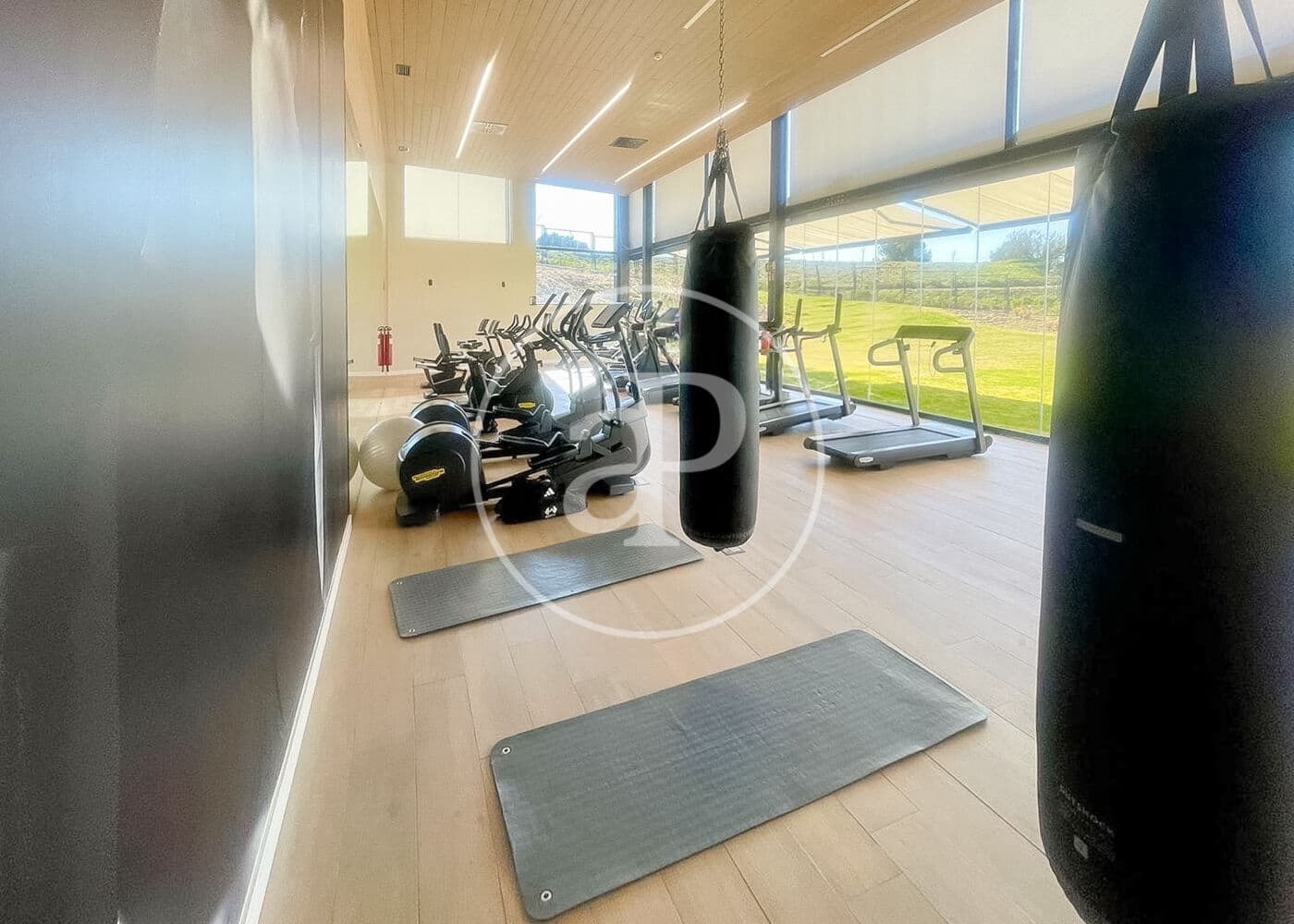 4 bedroom Apartment for sale in La Moraleja with pool - € 1,550,000 (Ref: 9294566)