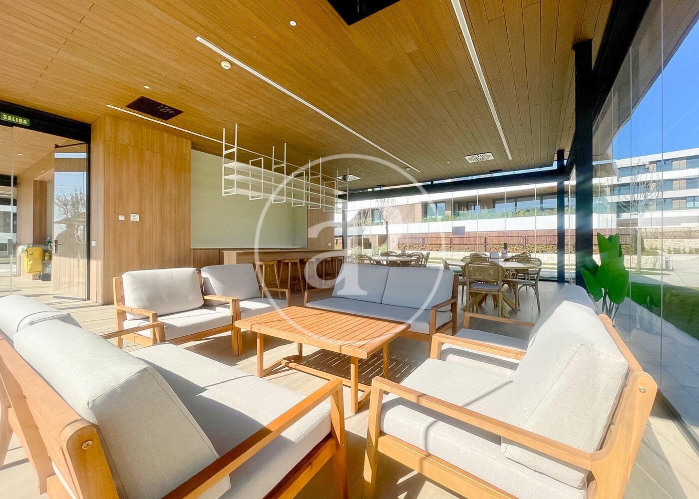 4 bedroom Apartment for sale in La Moraleja with pool - € 1,550,000 (Ref: 9294566)