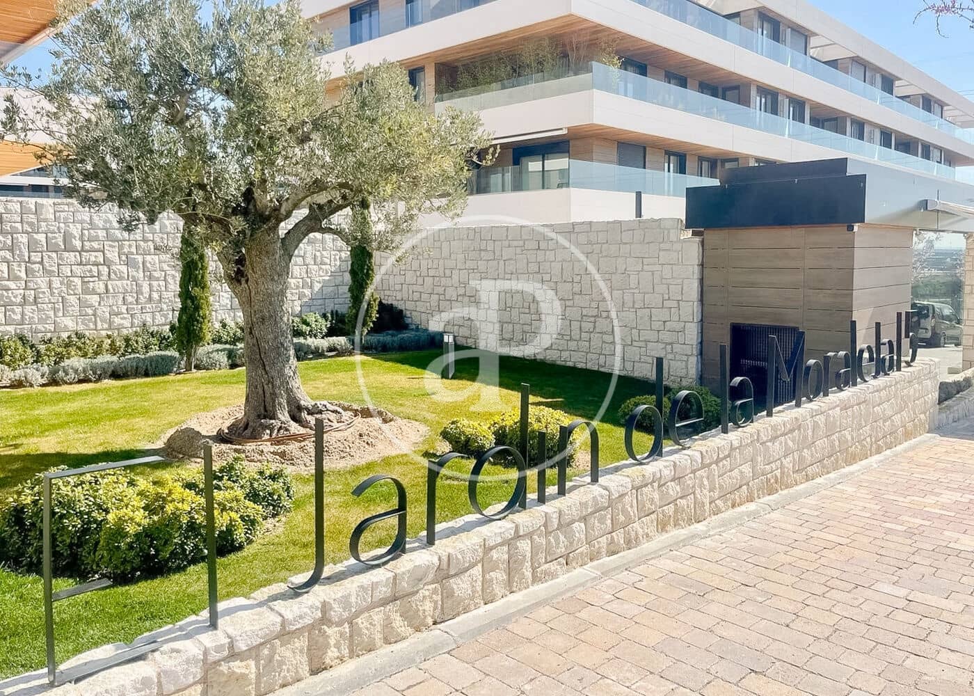 4 bedroom Apartment for sale in La Moraleja with pool - € 1,550,000 (Ref: 9294566)