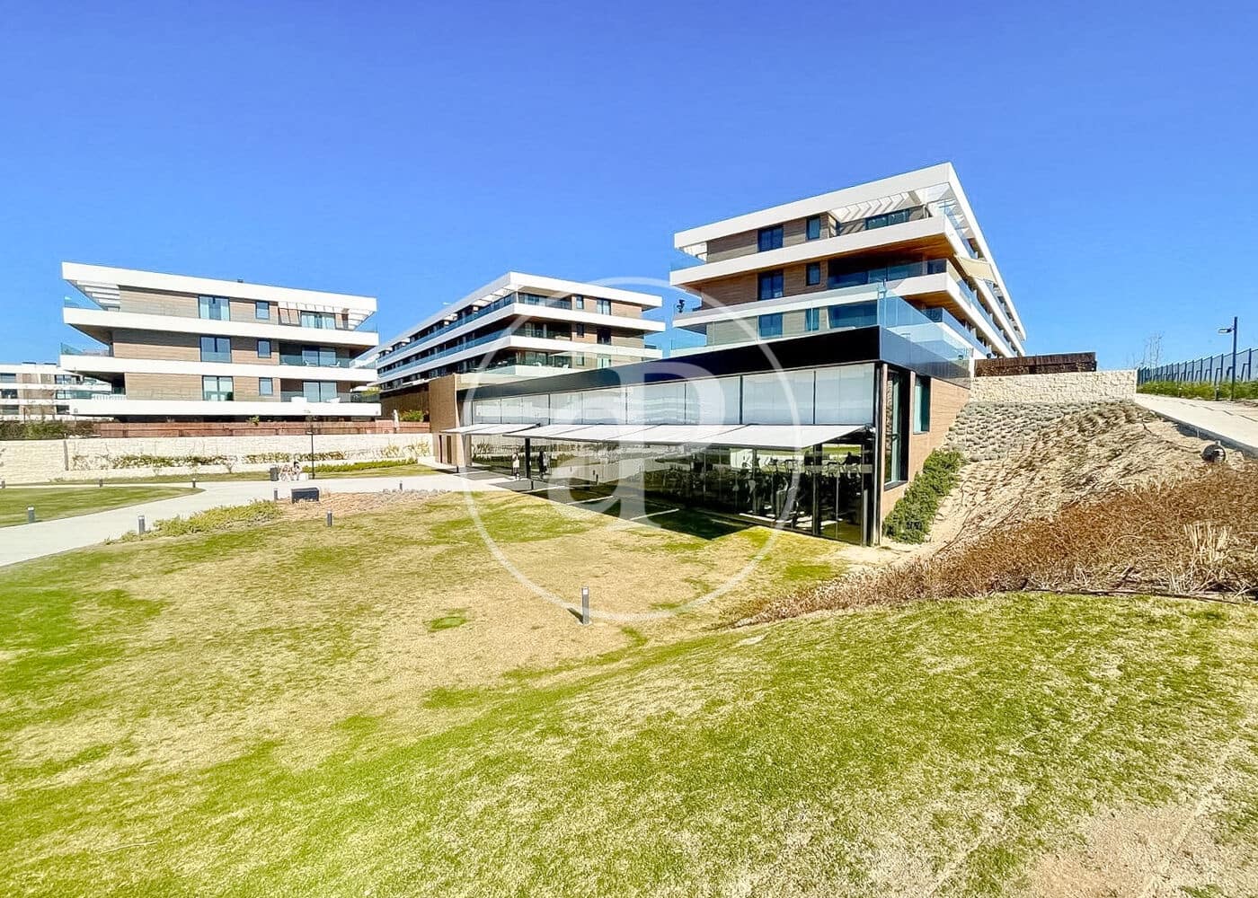 4 bedroom Apartment for sale in La Moraleja with pool - € 1,550,000 (Ref: 9294566)