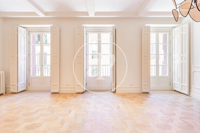 3 soveværelse Lejlighed til salg i Justicia, Madrid by - € 2.150.000 (Ref: 9297202)