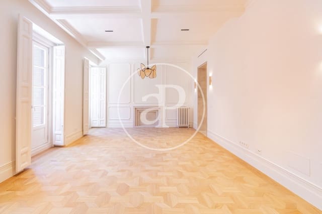 3 soveværelse Lejlighed til salg i Justicia, Madrid by - € 2.150.000 (Ref: 9297202)