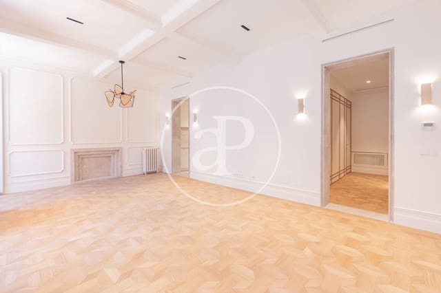 3 soveværelse Lejlighed til salg i Justicia, Madrid by - € 2.150.000 (Ref: 9297202)