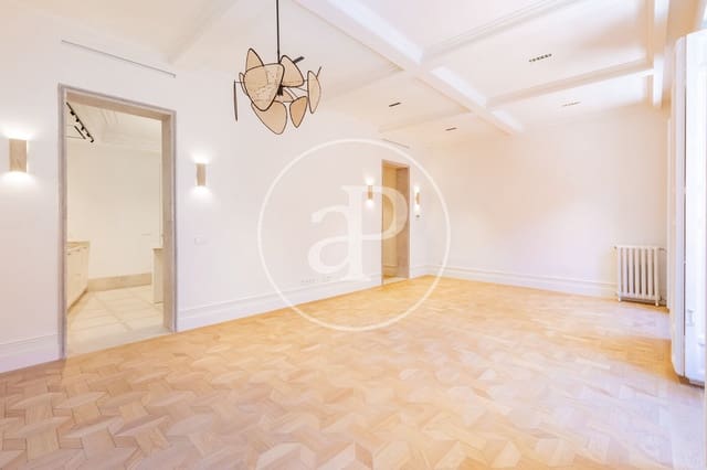 3 soveværelse Lejlighed til salg i Justicia, Madrid by - € 2.150.000 (Ref: 9297202)