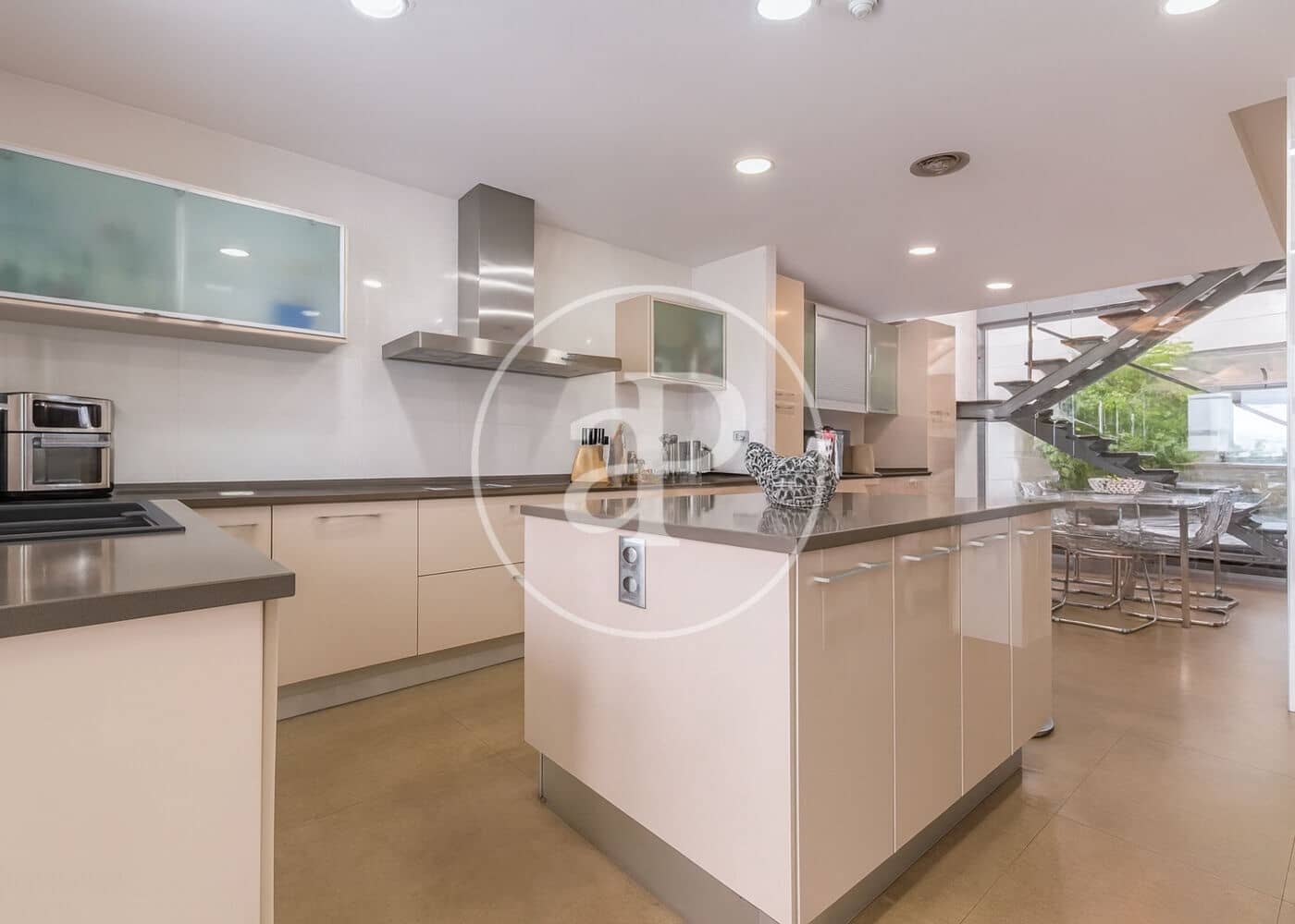 Lejlighed til salg i Pozuelo de Alarcon med swimmingpool - € 2.120.000 (Ref: 9297207)