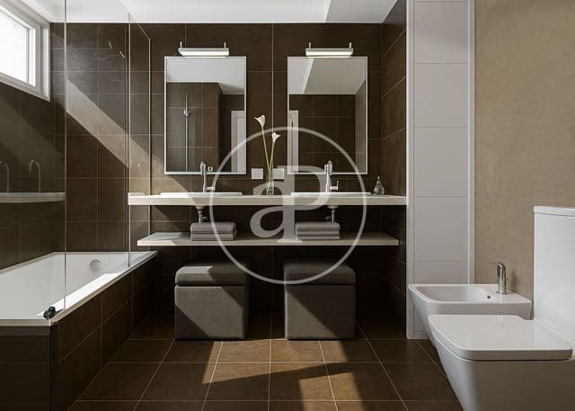 Lejlighed til salg i Pozuelo de Alarcón med swimmingpool - € 2.120.000 (Ref: 9297208)