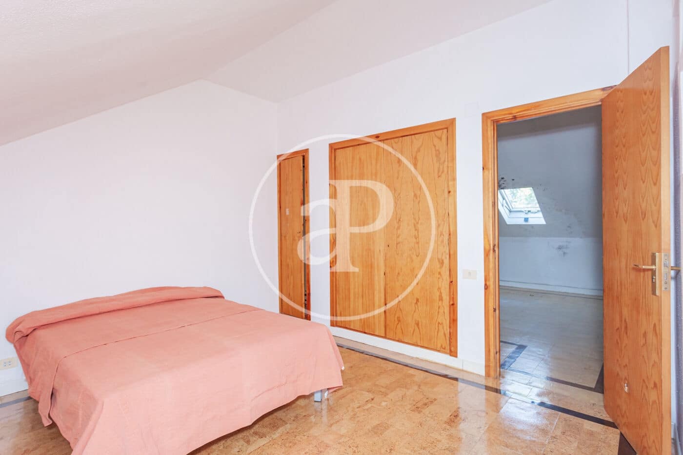 6 makuuhuone Huvila myytävänä paikassa Madrid kaupunki mukana uima-altaan - 1 625 000 € (Ref: 9301052)