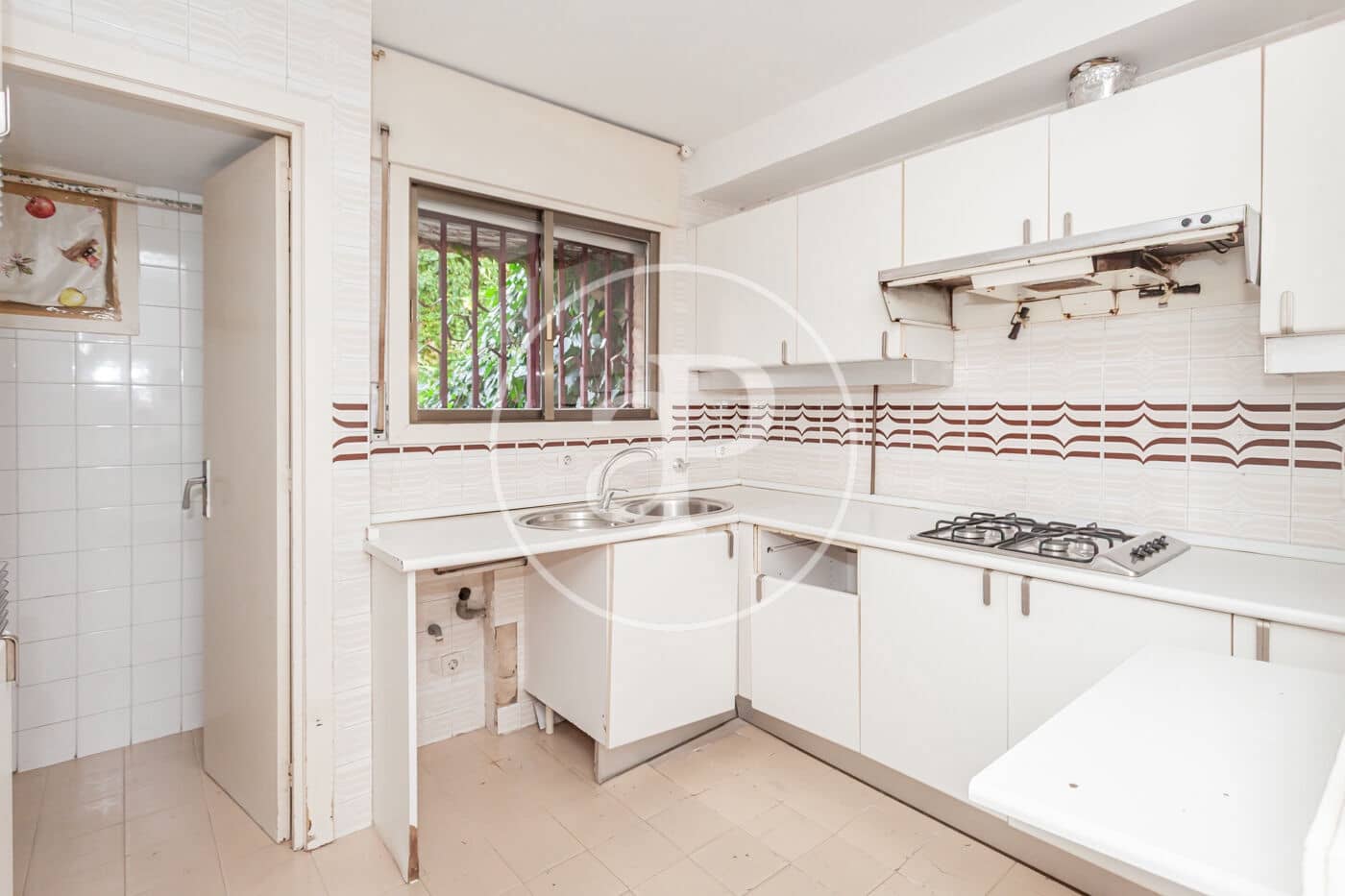 6 makuuhuone Huvila myytävänä paikassa Madrid kaupunki mukana uima-altaan - 1 625 000 € (Ref: 9301052)