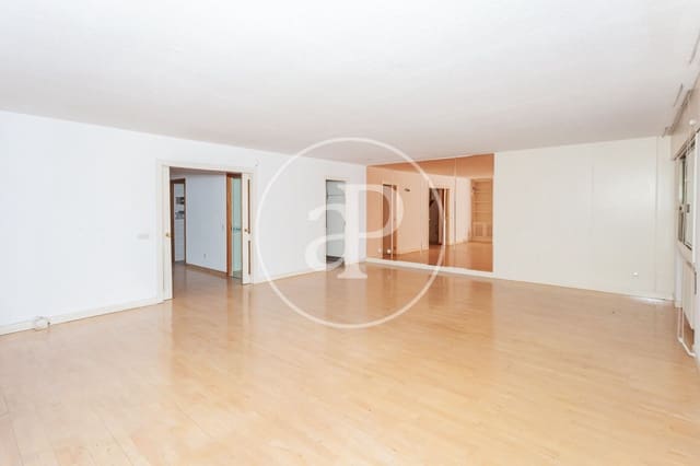 6 sypialnia Willa na sprzedaż w Aravaca, Miasto Madryt z basenem - 1 625 000 € (Ref: 9301052)