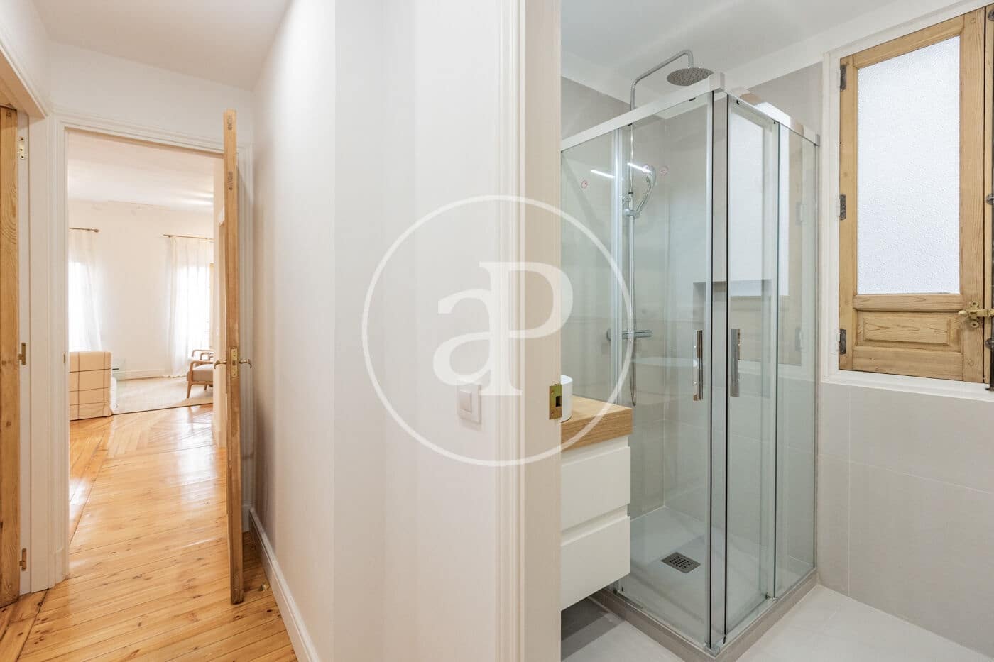 2 slaapkamer Appartement te huur in Madrid stad - € 3.800 (Ref: 9301053)