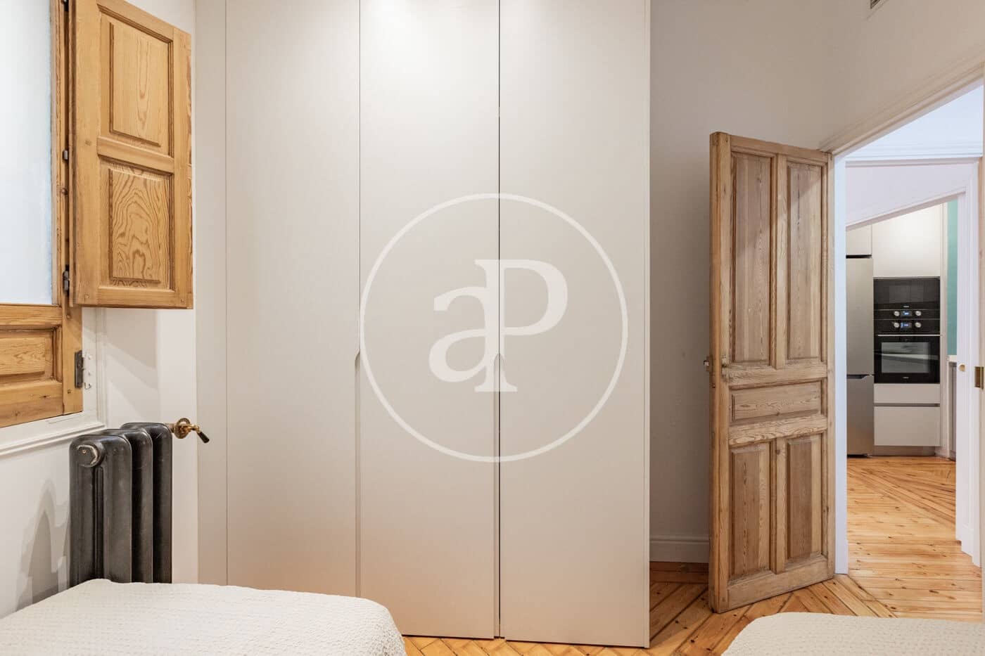 2 slaapkamer Appartement te huur in Madrid stad - € 3.800 (Ref: 9301053)