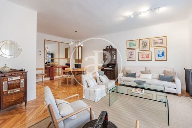 2 soveværelse Lejlighed til leje i Recoletos, Madrid by - € 3.800 (Ref: 9301053)