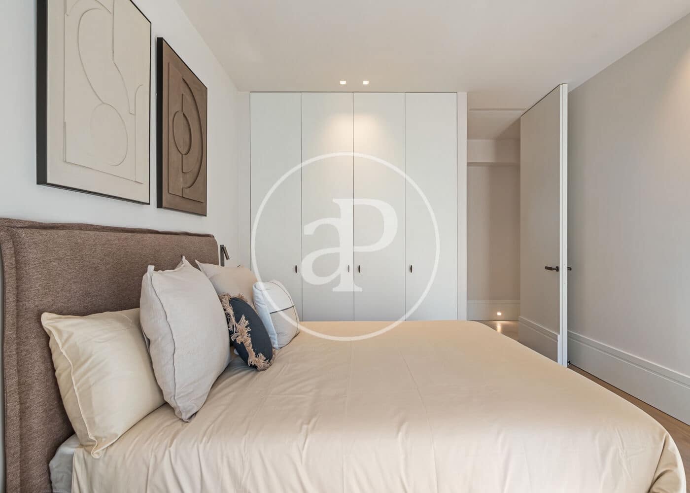 3 bedroom Apartment for sale in Madrid city - € 3,990,000 (Ref: 9303540)