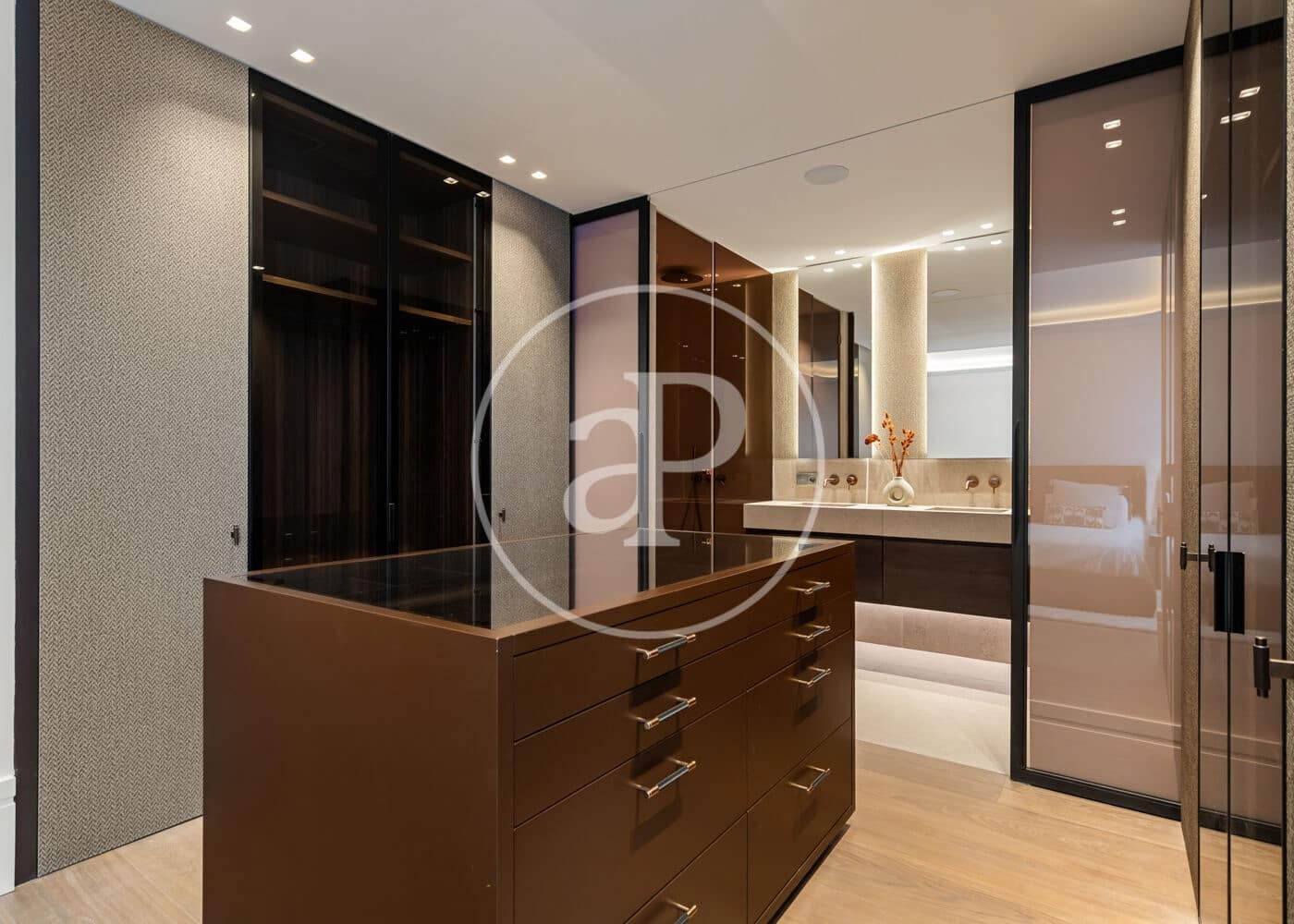 3 bedroom Apartment for sale in Madrid city - € 3,990,000 (Ref: 9303540)