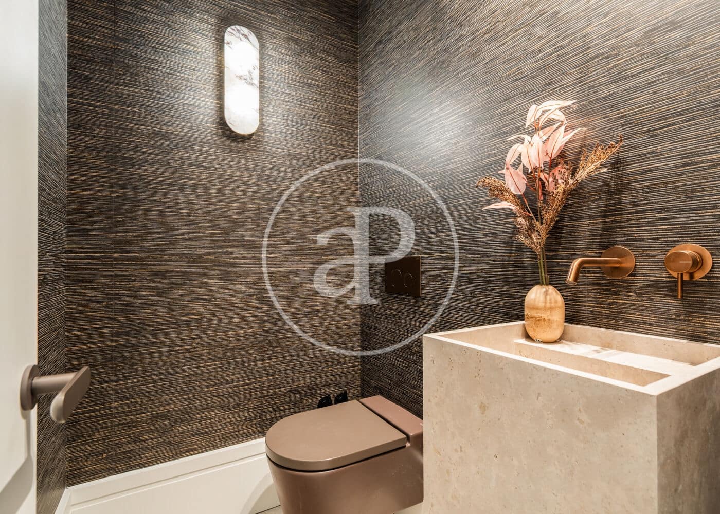 3 bedroom Apartment for sale in Madrid city - € 3,990,000 (Ref: 9303540)