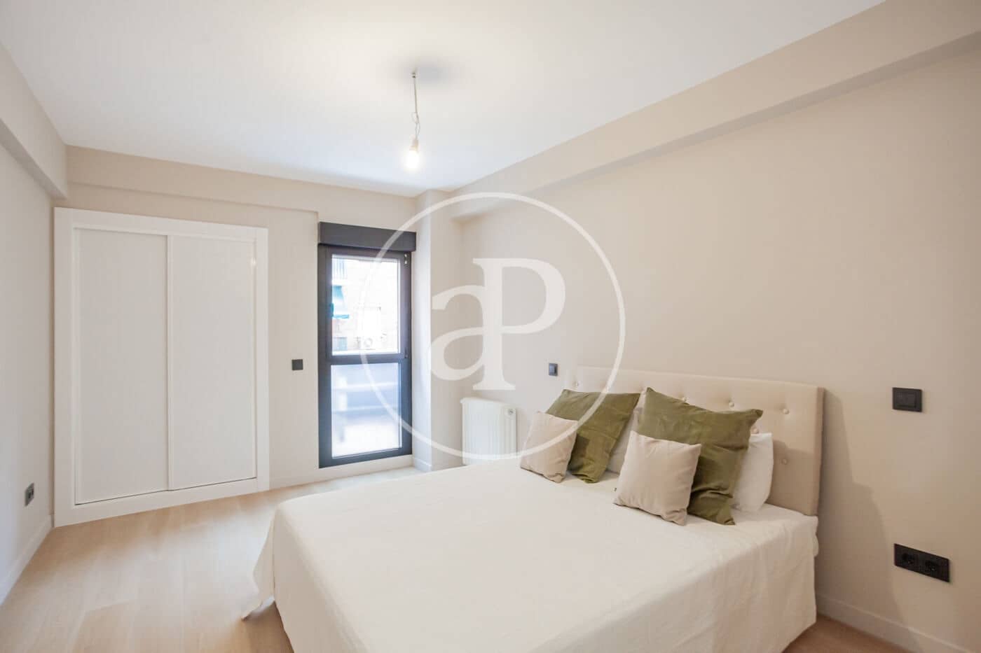 2 bedroom Apartment for rent in Madrid city - € 2,500 (Ref: 9308517)