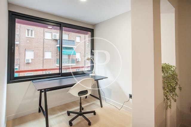 2 soveværelse Lejlighed til leje i Castillejos, Madrid by - € 2.500 (Ref: 9308517)