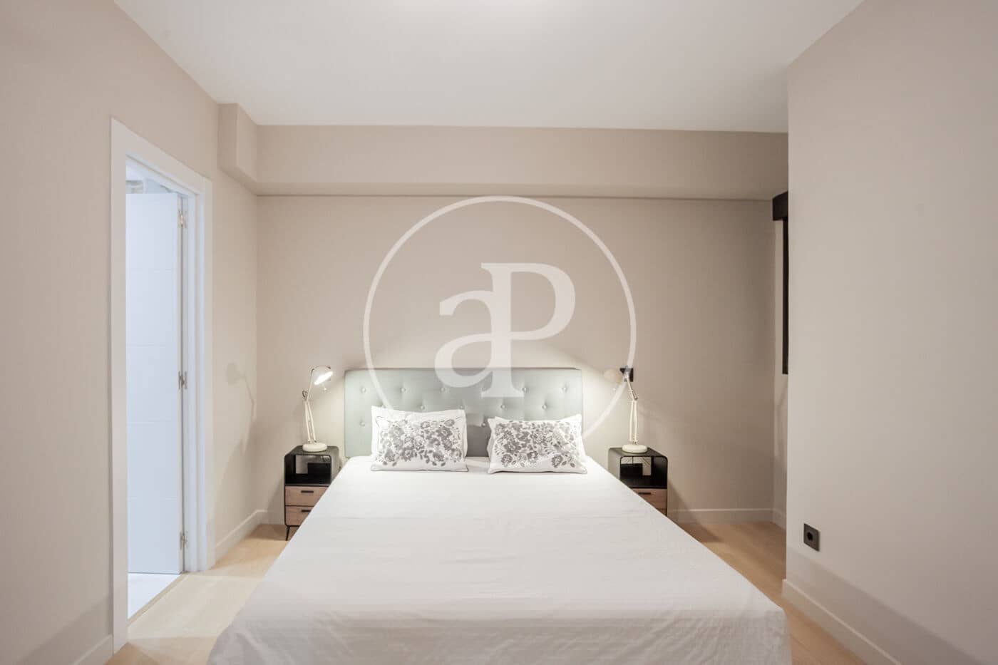 2 bedroom Apartment for rent in Madrid city - € 2,500 (Ref: 9308517)