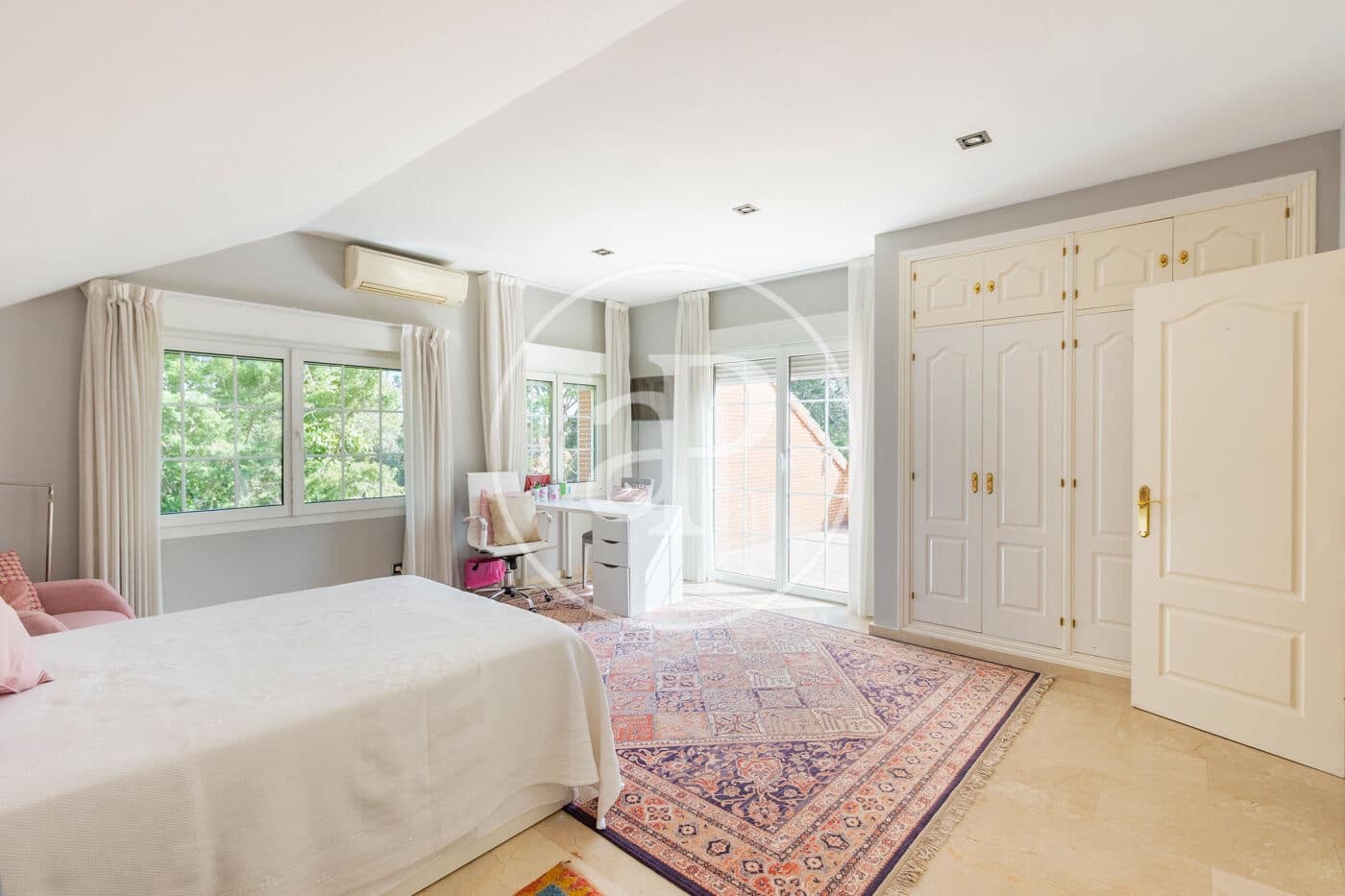 5 soverom Villa til salgs i San Sebastian de los Reyes med svømmebasseng - € 1 600 000 (Ref: 9308518)