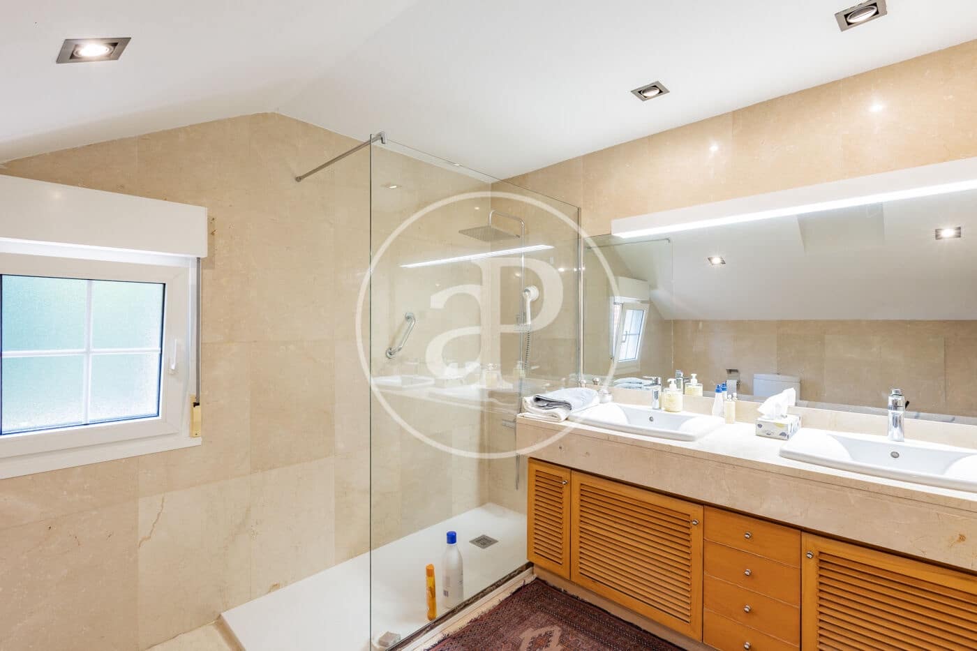 5 soverom Villa til salgs i San Sebastian de los Reyes med svømmebasseng - € 1 600 000 (Ref: 9308518)