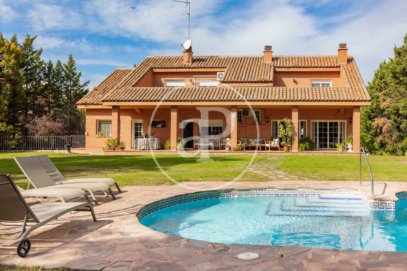 5 soverom Villa til salgs i San Sebastian de los Reyes med svømmebasseng - € 1 600 000 (Ref: 9308518)