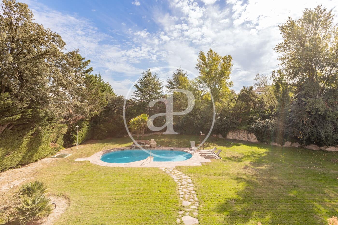 5 soverom Villa til salgs i San Sebastian de los Reyes med svømmebasseng - € 1 600 000 (Ref: 9308518)