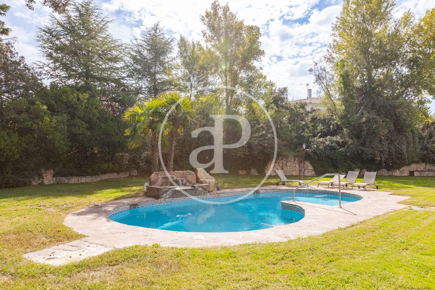 5 soverom Villa til salgs i San Sebastian de los Reyes med svømmebasseng - € 1 600 000 (Ref: 9308518)