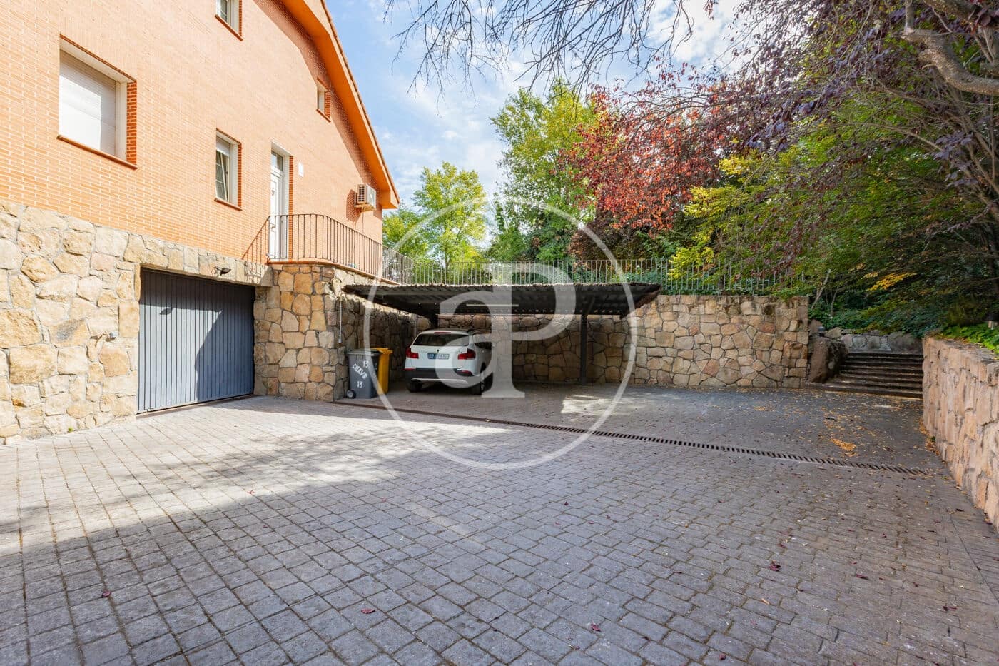 5 soverom Villa til salgs i San Sebastian de los Reyes med svømmebasseng - € 1 600 000 (Ref: 9308518)