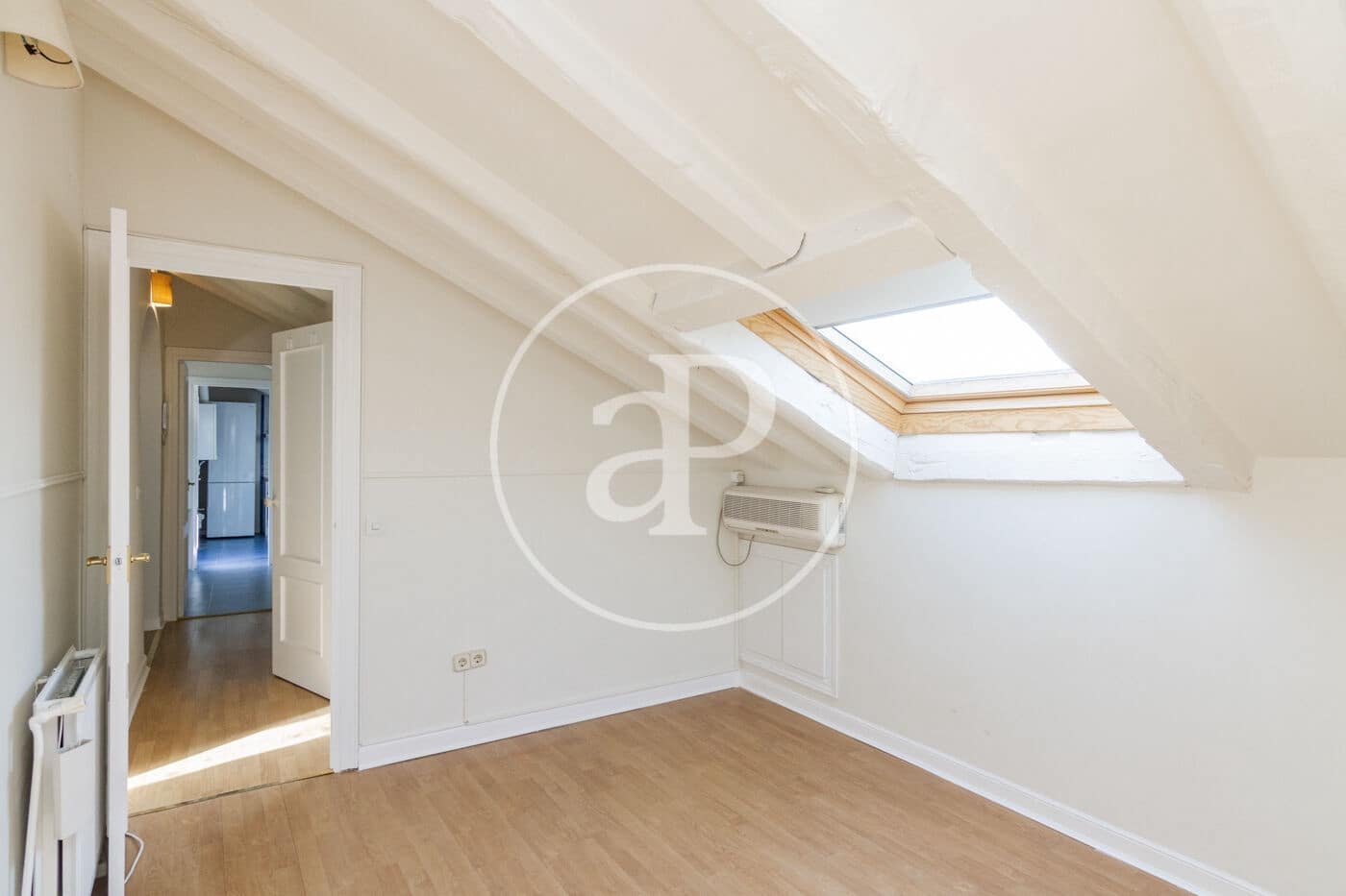 3 bedroom Penthouse for rent in Madrid city - € 3,500 (Ref: 9308519)