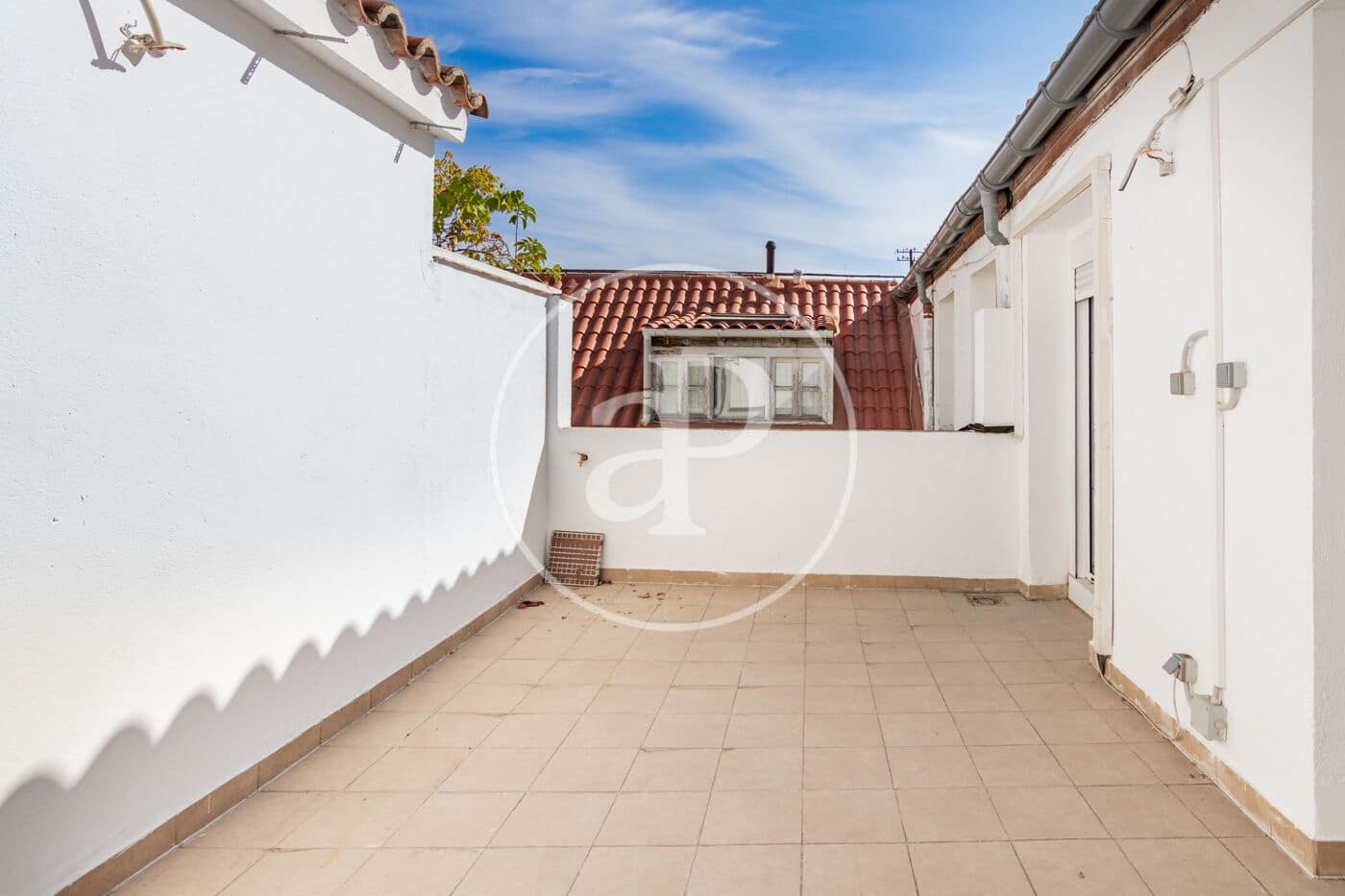 3 bedroom Penthouse for rent in Madrid city - € 3,500 (Ref: 9308519)