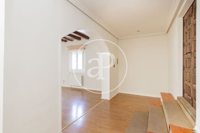 3 sypialnia Penthouse do wynajęcia w Cortes, Miasto Madryt - 3 500 € (Ref: 9308519)