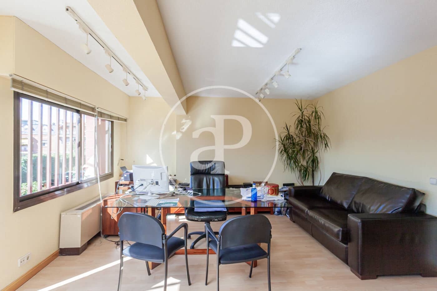 6 quarto Moradia para venda em Madrid cidade com piscina - 1 980 000 € (Ref: 9312884)