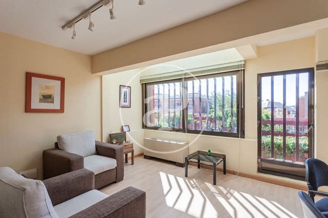 6 sypialnia Willa na sprzedaż w Aravaca, Miasto Madryt z basenem - 1 980 000 € (Ref: 9312884)