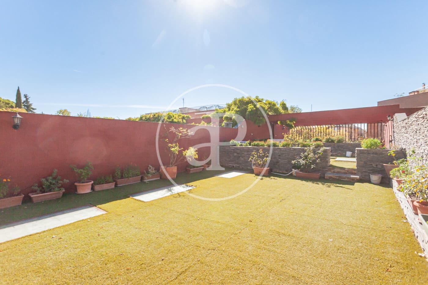 6 quarto Moradia para venda em Madrid cidade com piscina - 1 980 000 € (Ref: 9312884)