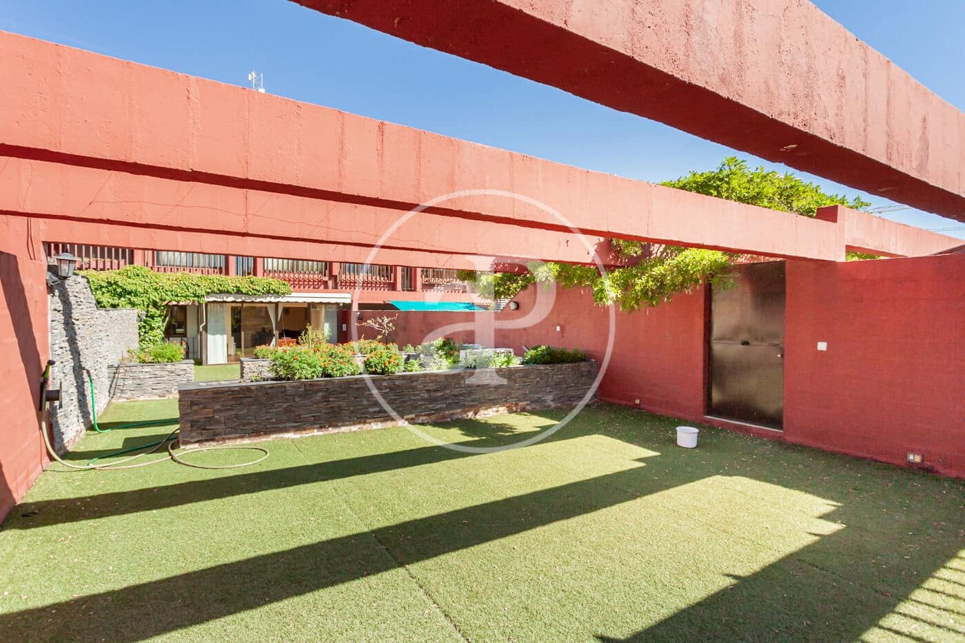 6 quarto Moradia para venda em Madrid cidade com piscina - 1 980 000 € (Ref: 9312884)