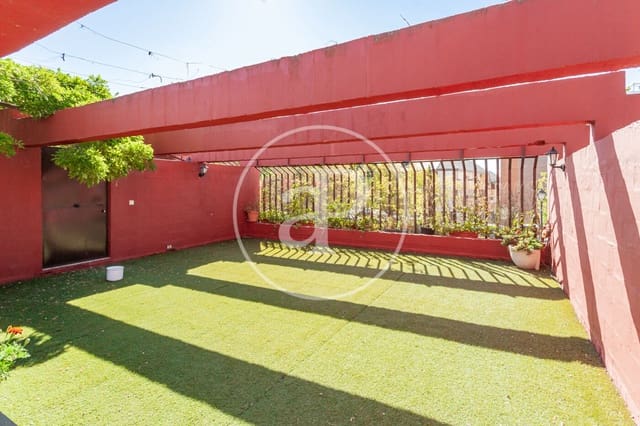 6 sovrum Villa till salu i Aravaca, Madrid stad med pool - 1 980 000 € (Ref: 9312884)