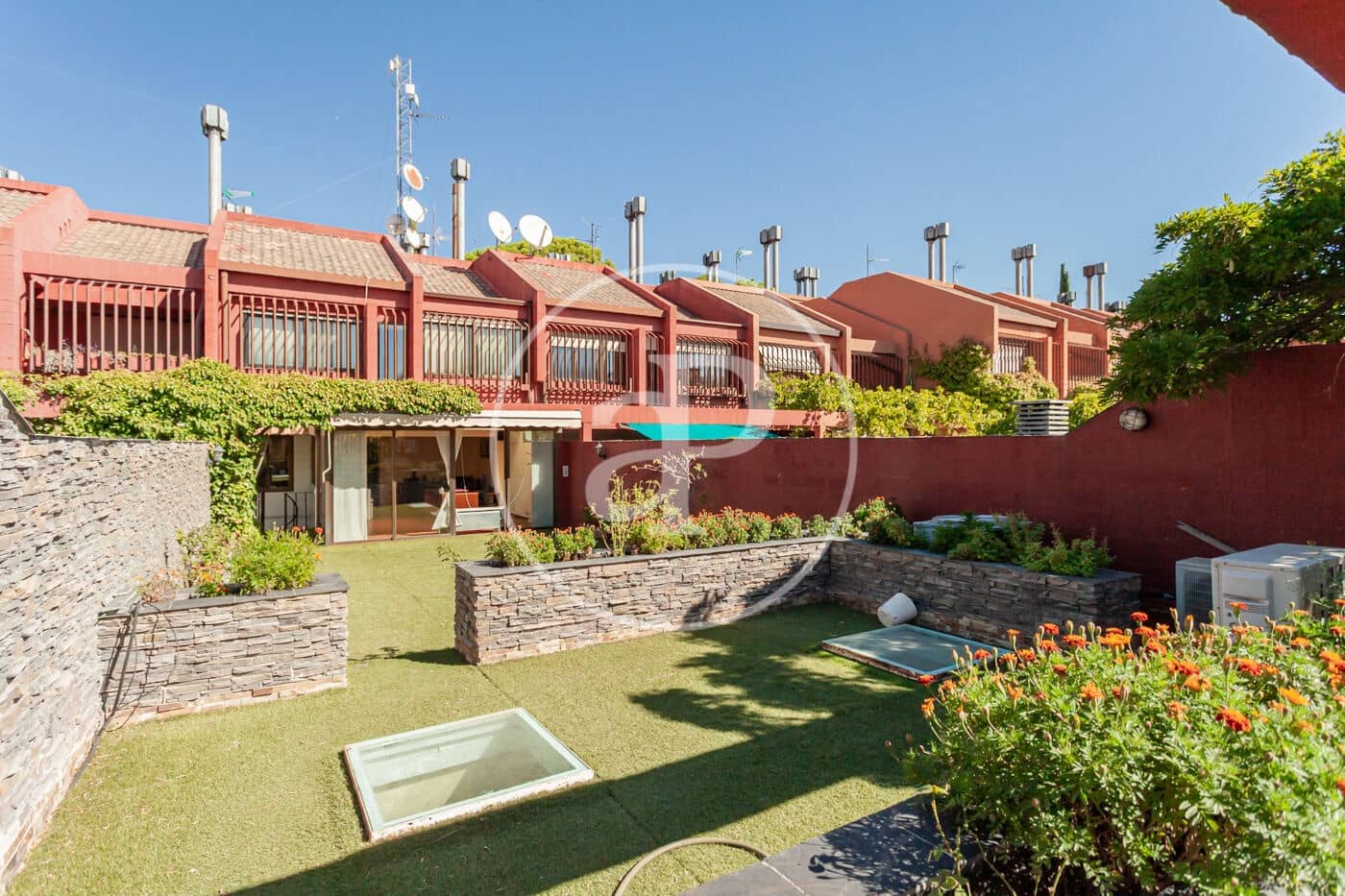 6 quarto Moradia para venda em Madrid cidade com piscina - 1 980 000 € (Ref: 9312884)