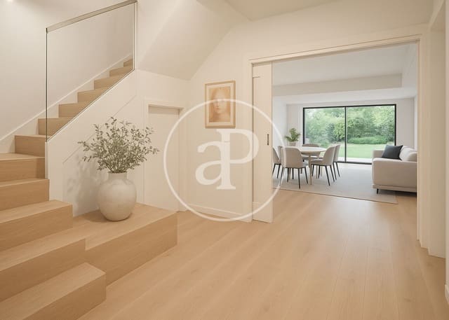 6 sovrum Villa till salu i Aravaca, Madrid stad med pool - 1 980 000 € (Ref: 9312884)