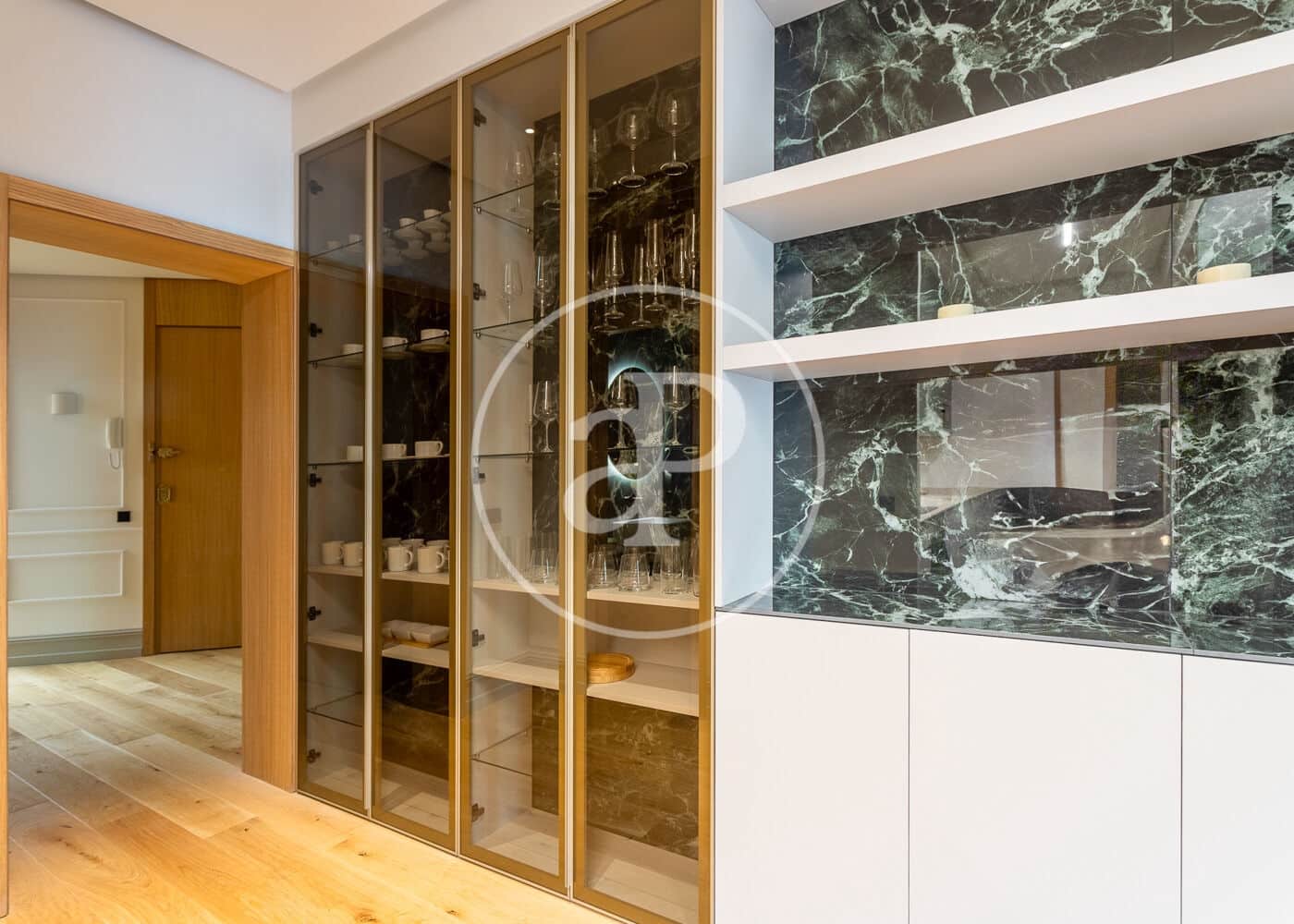 2 slaapkamer Appartement te huur in Madrid stad - € 5.500 (Ref: 9312886)