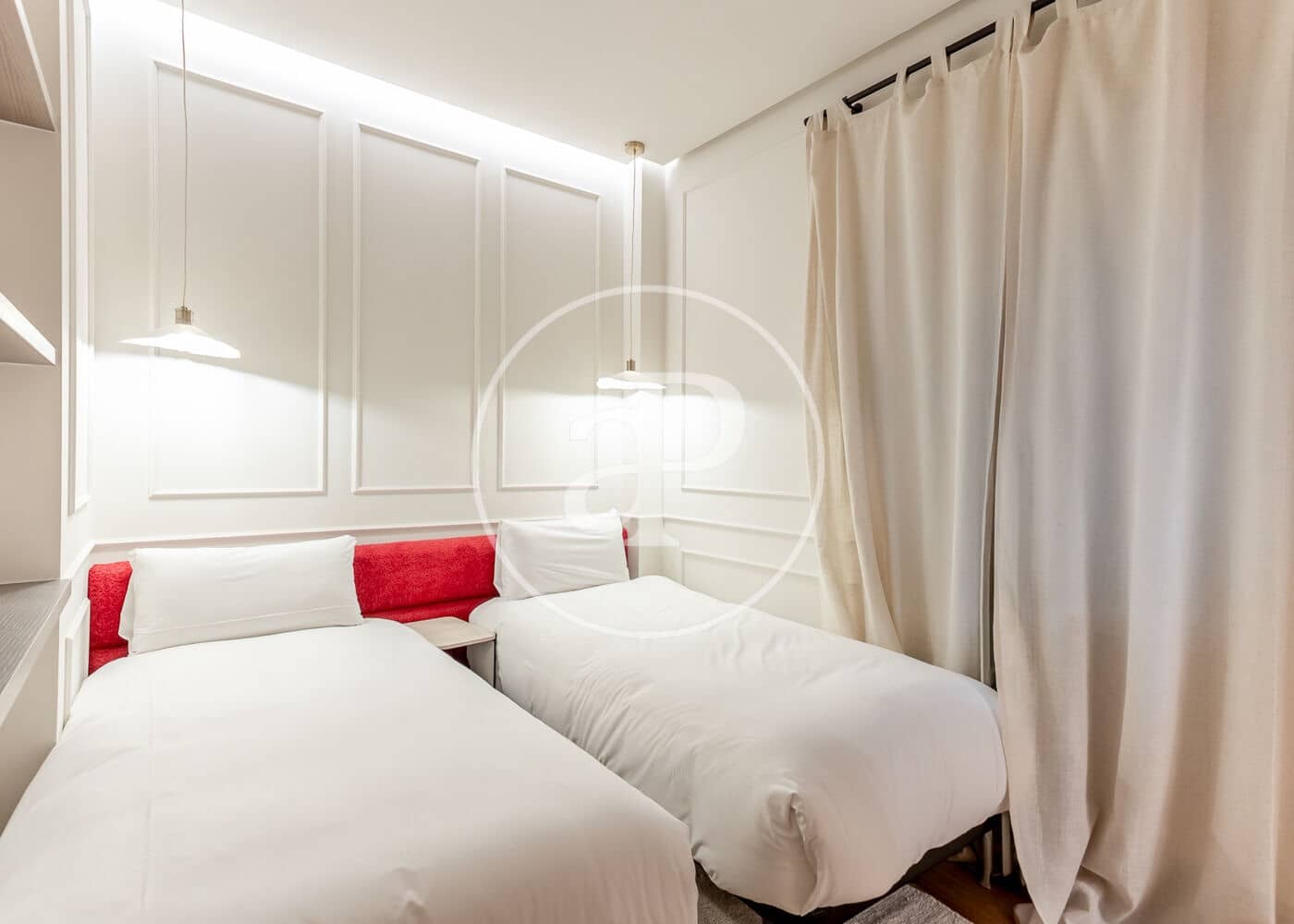 2 slaapkamer Appartement te huur in Madrid stad - € 5.500 (Ref: 9312886)