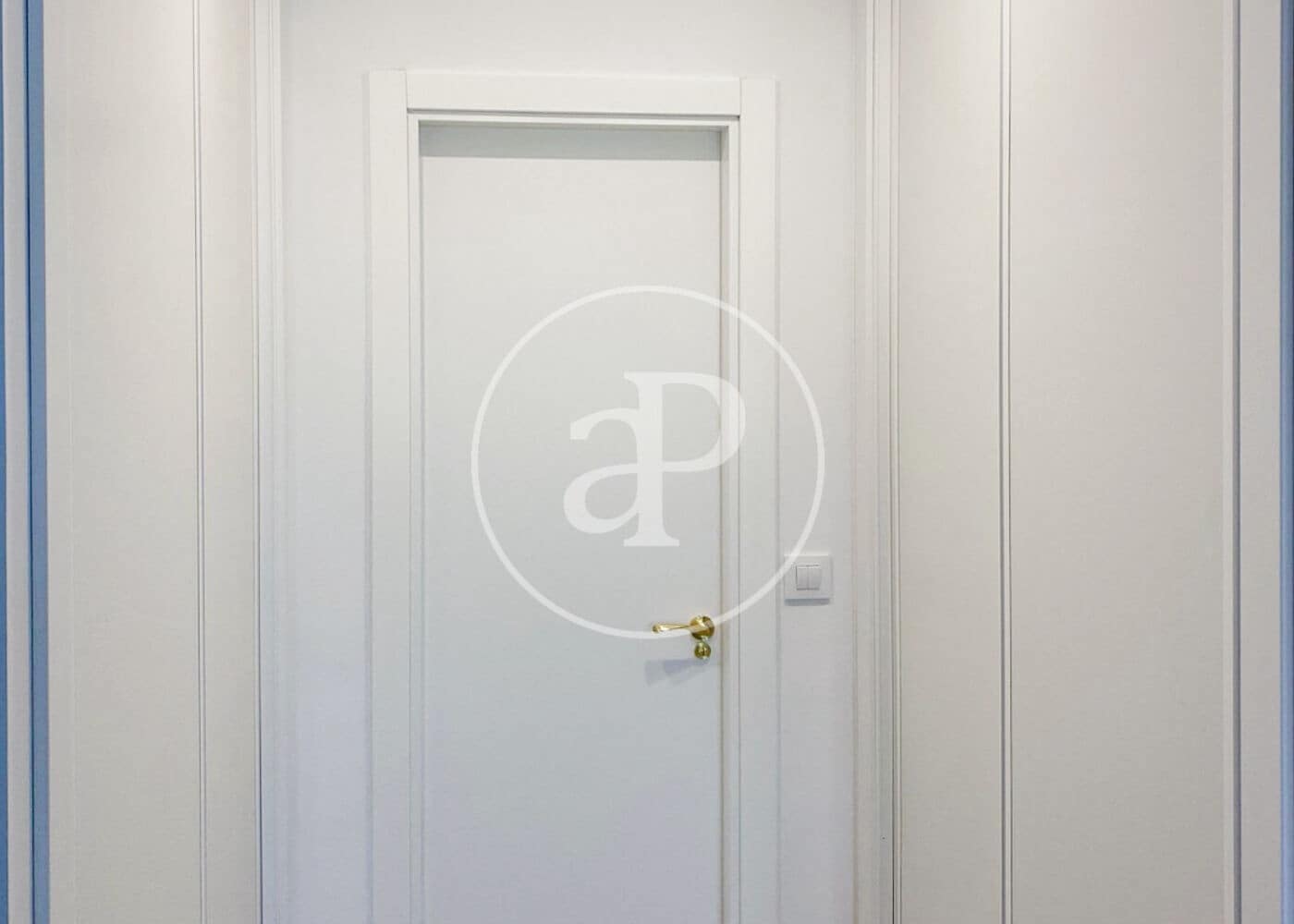 1 soveværelse Lejlighed til leje i Madrid by - € 2.000 (Ref: 9312888)