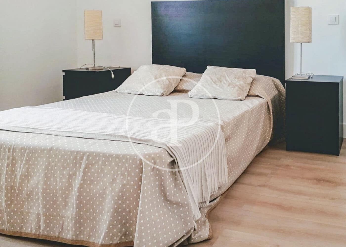 1 soveværelse Lejlighed til leje i Madrid by - € 2.000 (Ref: 9312888)