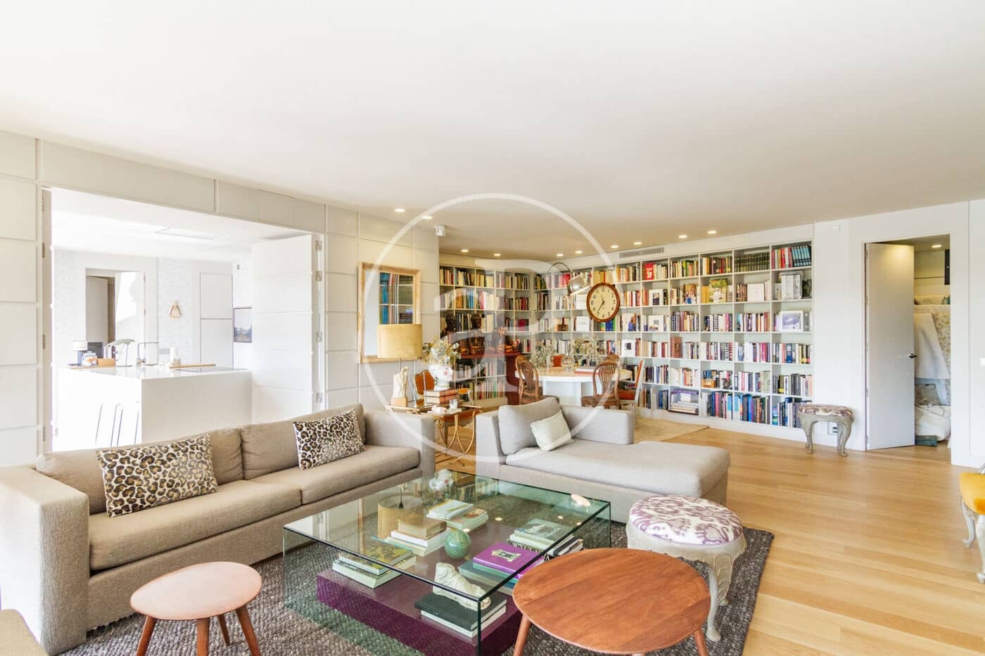 4 soveværelse Lejlighed til leje i La Moraleja med swimmingpool - € 5.500 (Ref: 9312889)