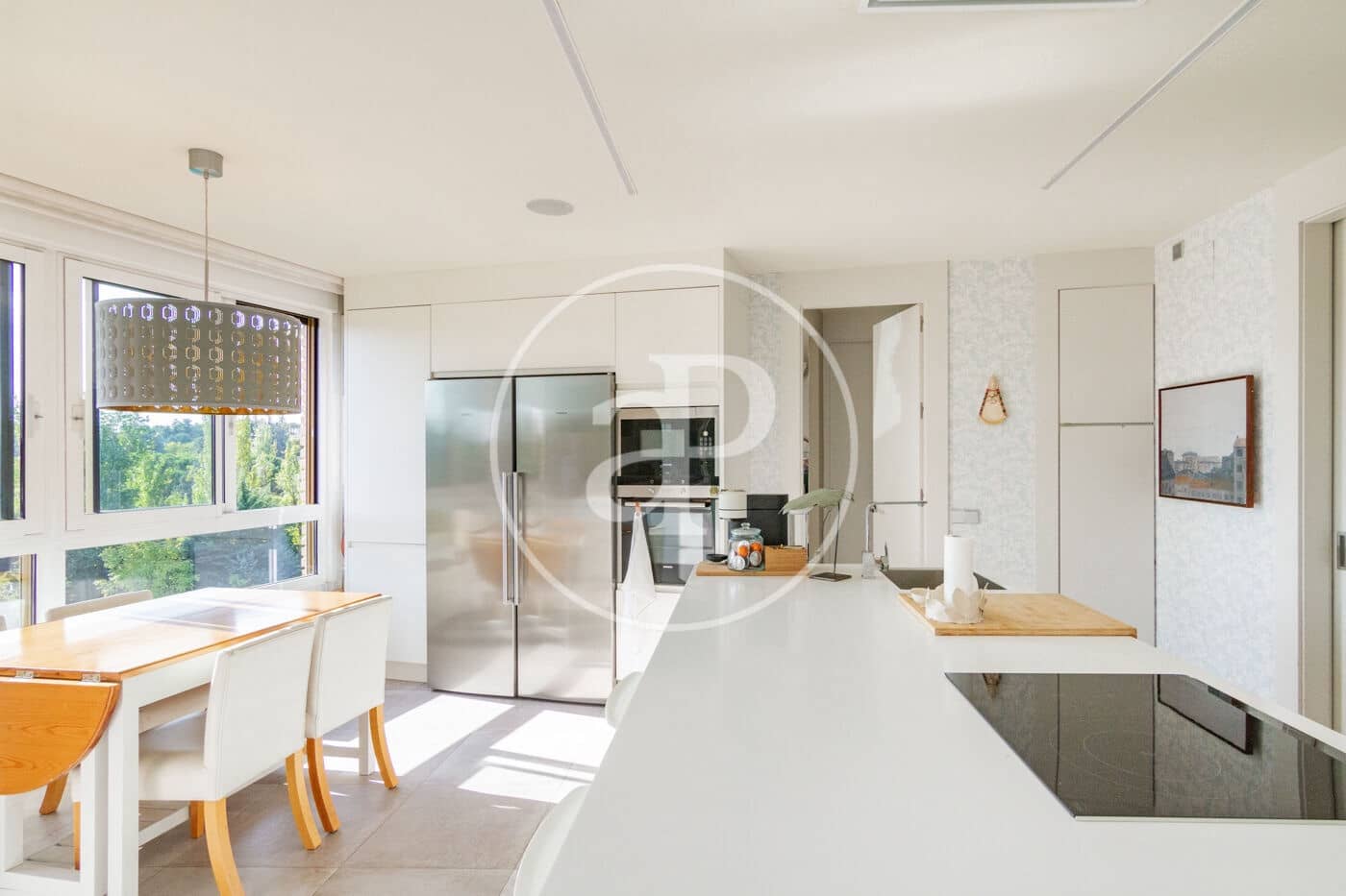 4 soveværelse Lejlighed til leje i La Moraleja med swimmingpool - € 5.500 (Ref: 9312889)