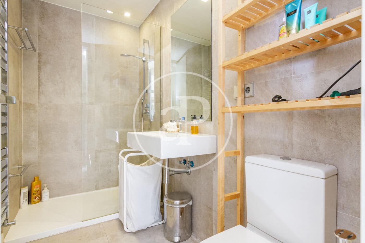 4 soveværelse Lejlighed til leje i La Moraleja med swimmingpool - € 5.500 (Ref: 9312889)