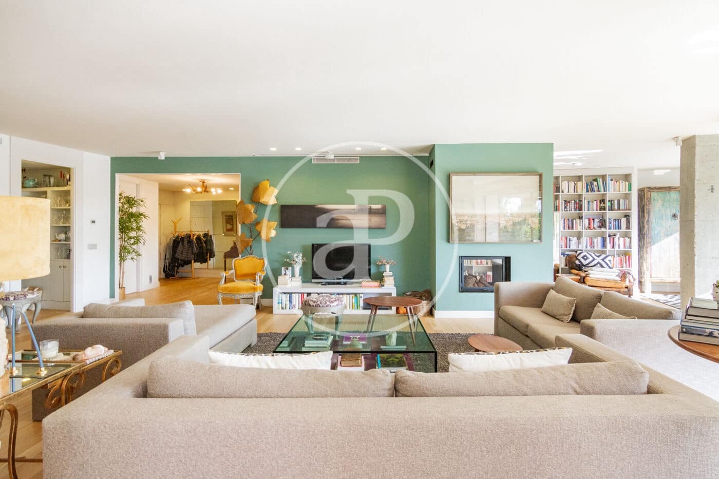 4 soveværelse Lejlighed til leje i La Moraleja med swimmingpool - € 5.500 (Ref: 9312889)