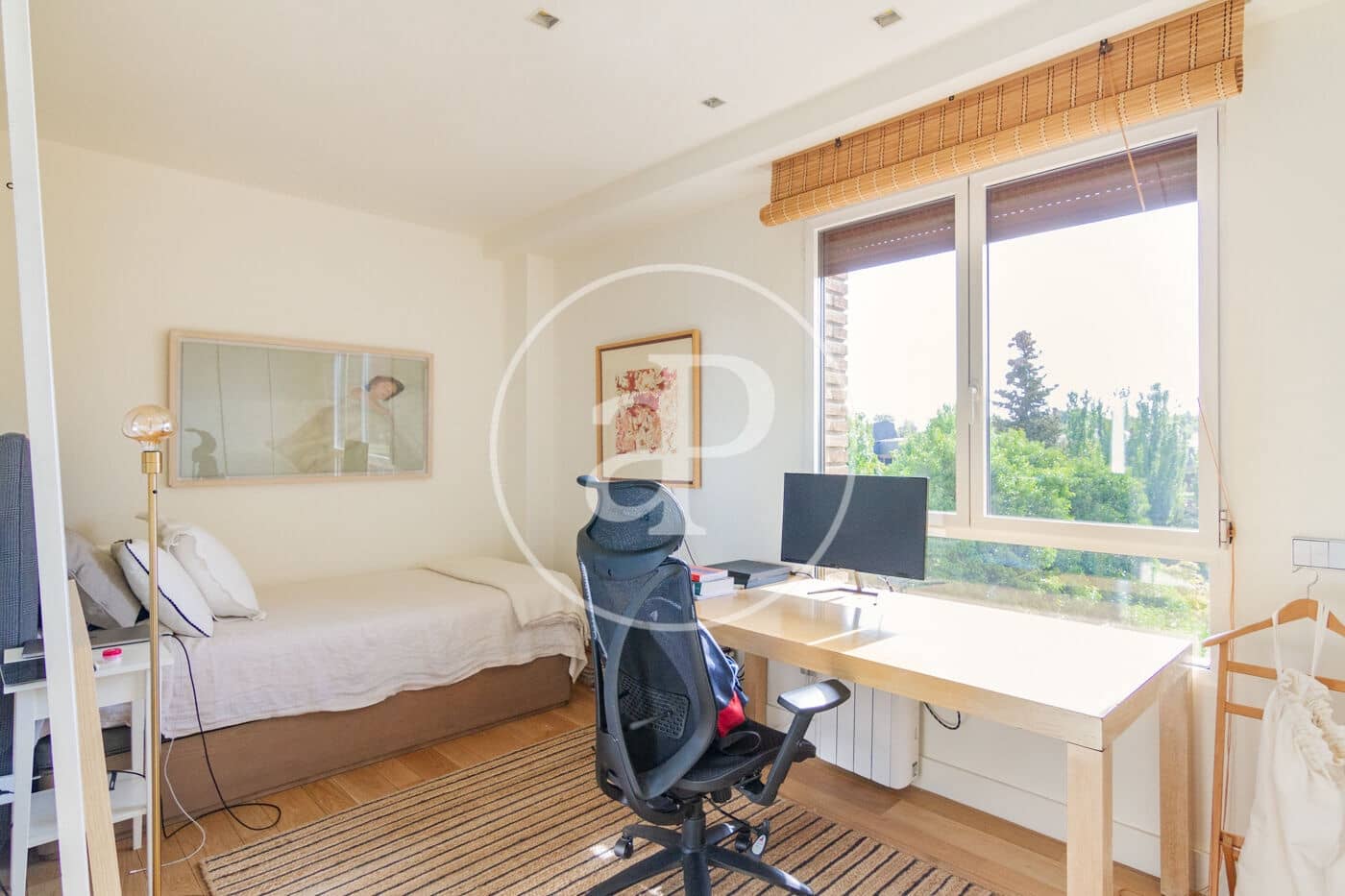 4 soveværelse Lejlighed til leje i La Moraleja med swimmingpool - € 5.500 (Ref: 9312889)