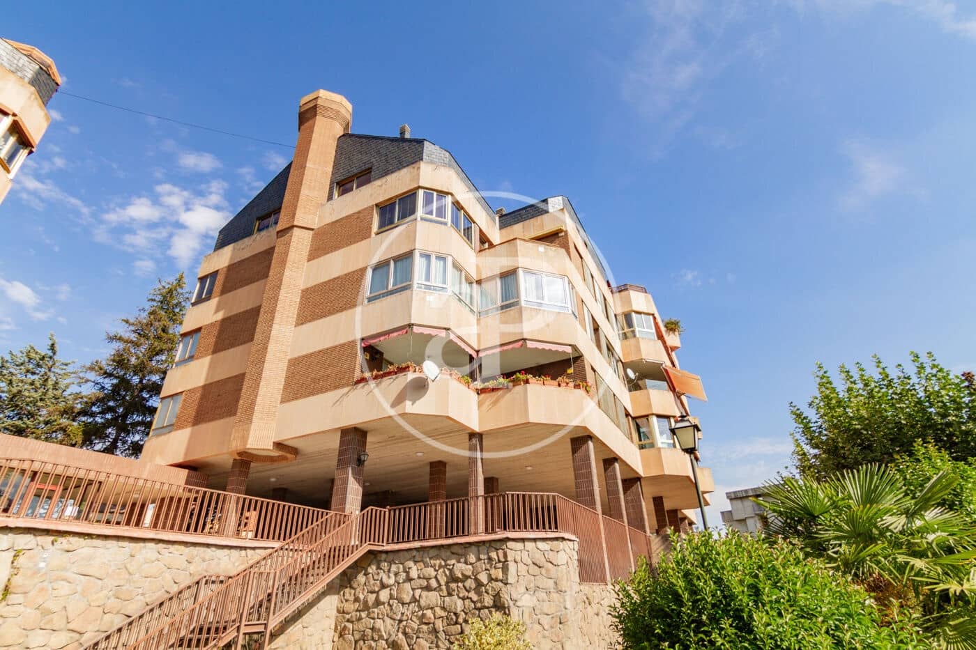 4 soveværelse Lejlighed til leje i La Moraleja med swimmingpool - € 5.500 (Ref: 9312889)