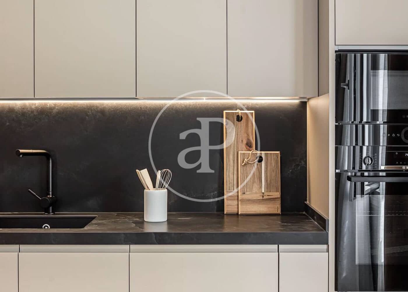 3 soverom Leilighet til salgs i Madrid by med svømmebasseng - € 1 350 000 (Ref: 9317859)